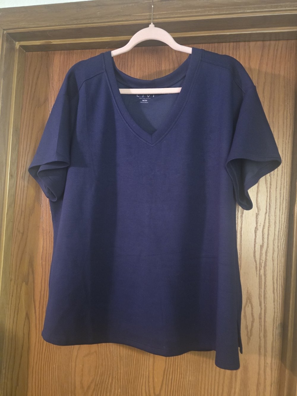 Lane Bryant Navy V-Neck Short Sleeve Tee